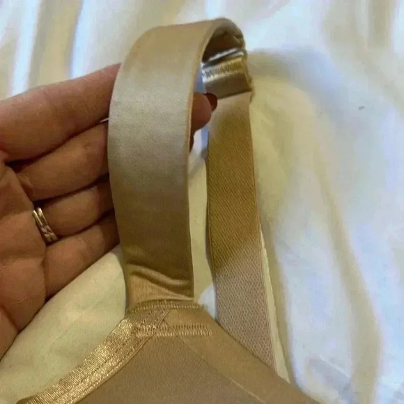 Cacique beige lightly padded bra size 40DDD - Picture 3 of 5